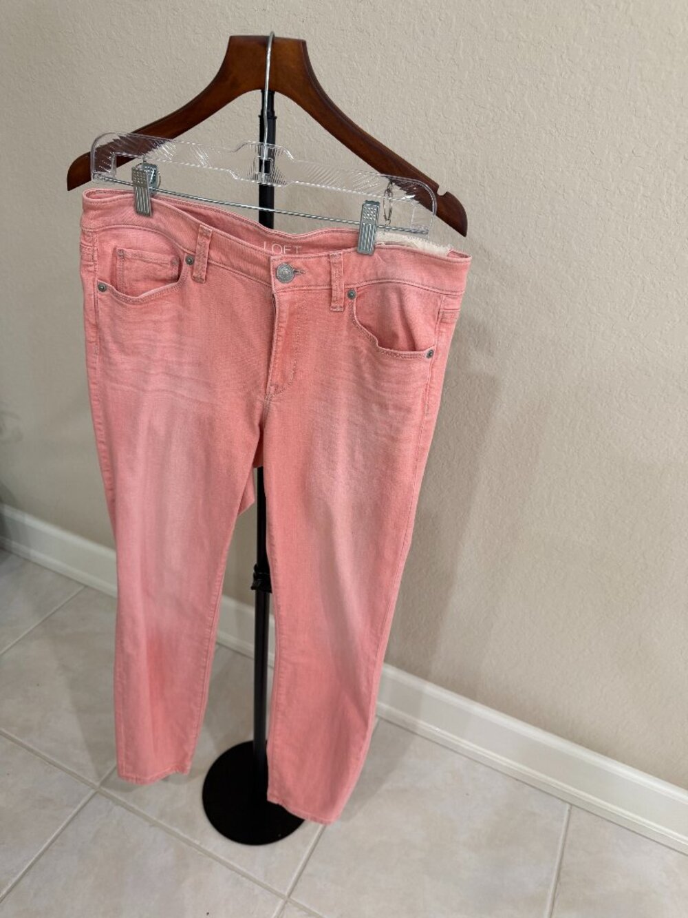 LOFT Modern Skinny Ankle Jeans Women's size 30/10 Coral Stretch Denim